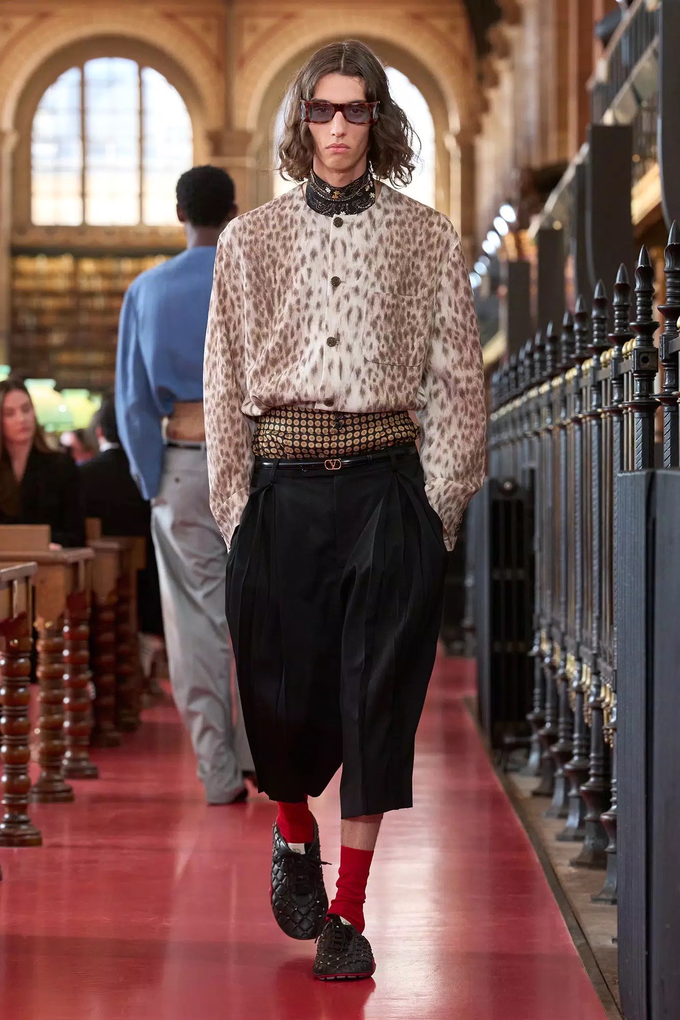 Hinh anh Valentino Spring/Summer 2027: Viết lại cú pháp của sự xa hoa 27