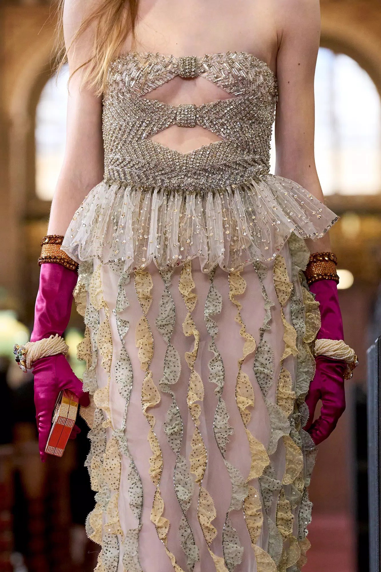 Hinh anh Valentino Spring/Summer 2027: Viết lại cú pháp của sự xa hoa 29