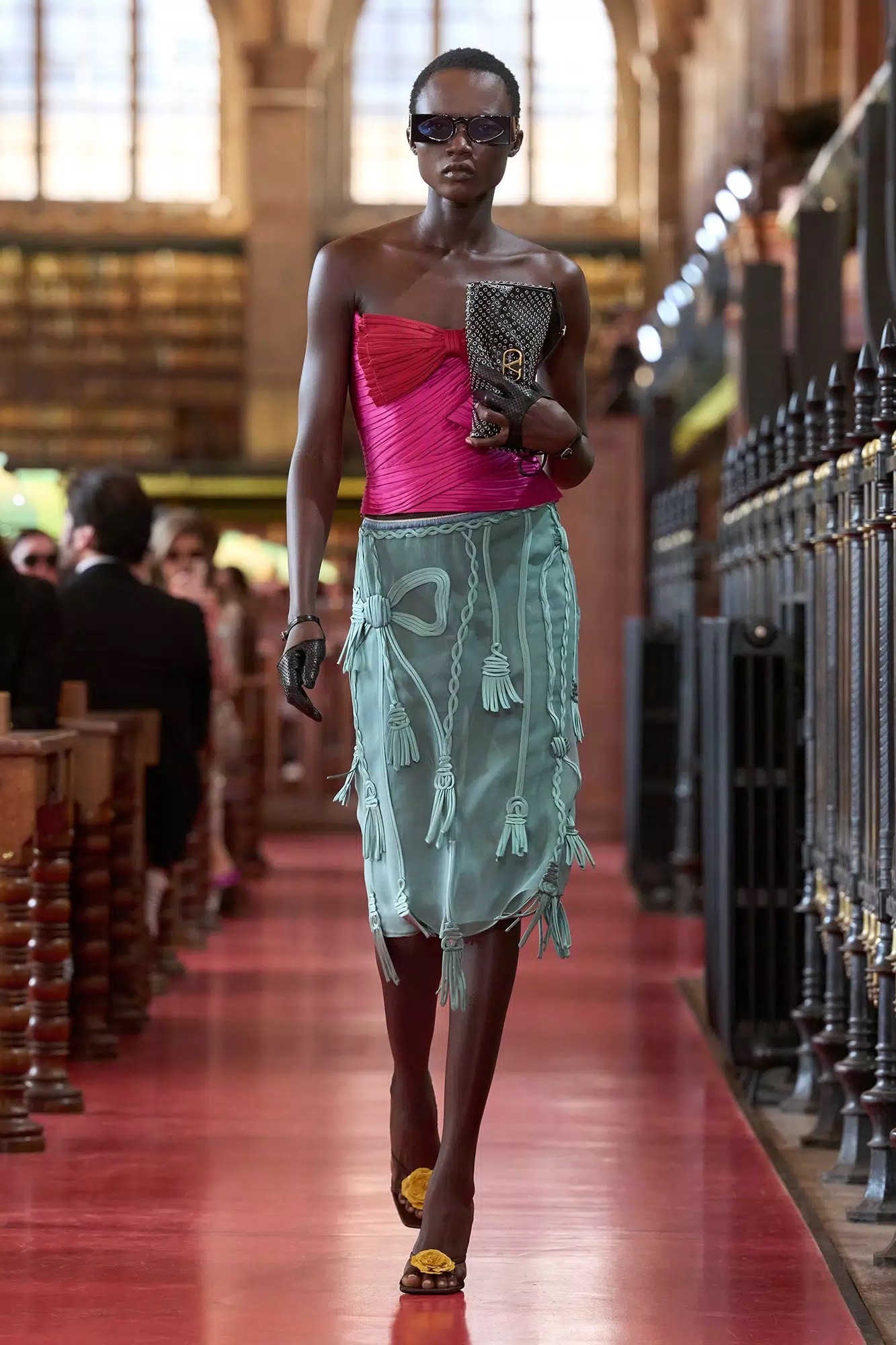 Hinh anh Valentino Spring/Summer 2027: Viết lại cú pháp của sự xa hoa 15