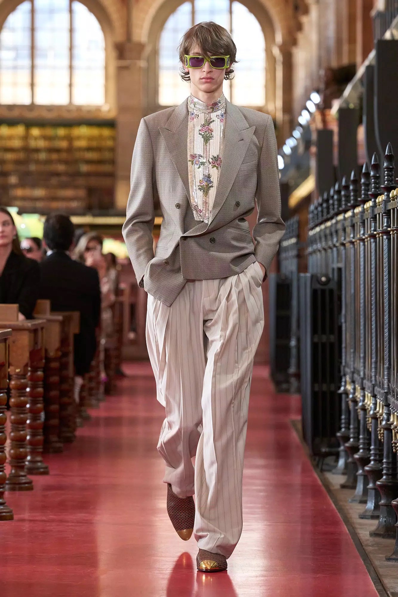 Hinh anh Valentino Spring/Summer 2027: Viết lại cú pháp của sự xa hoa 18