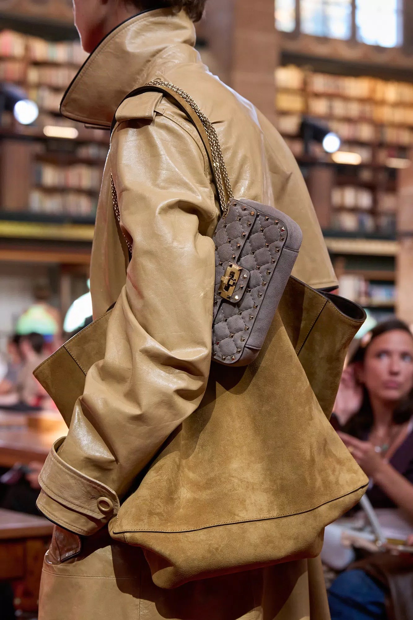 Hinh anh Valentino Spring/Summer 2027: Viết lại cú pháp của sự xa hoa 21
