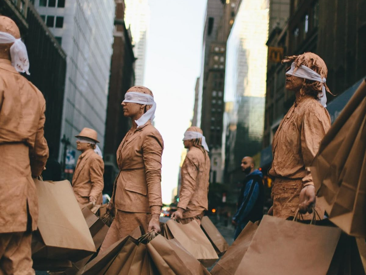 Hinh anh Khi 'yêu bản thân' bị thương mại hóa 1